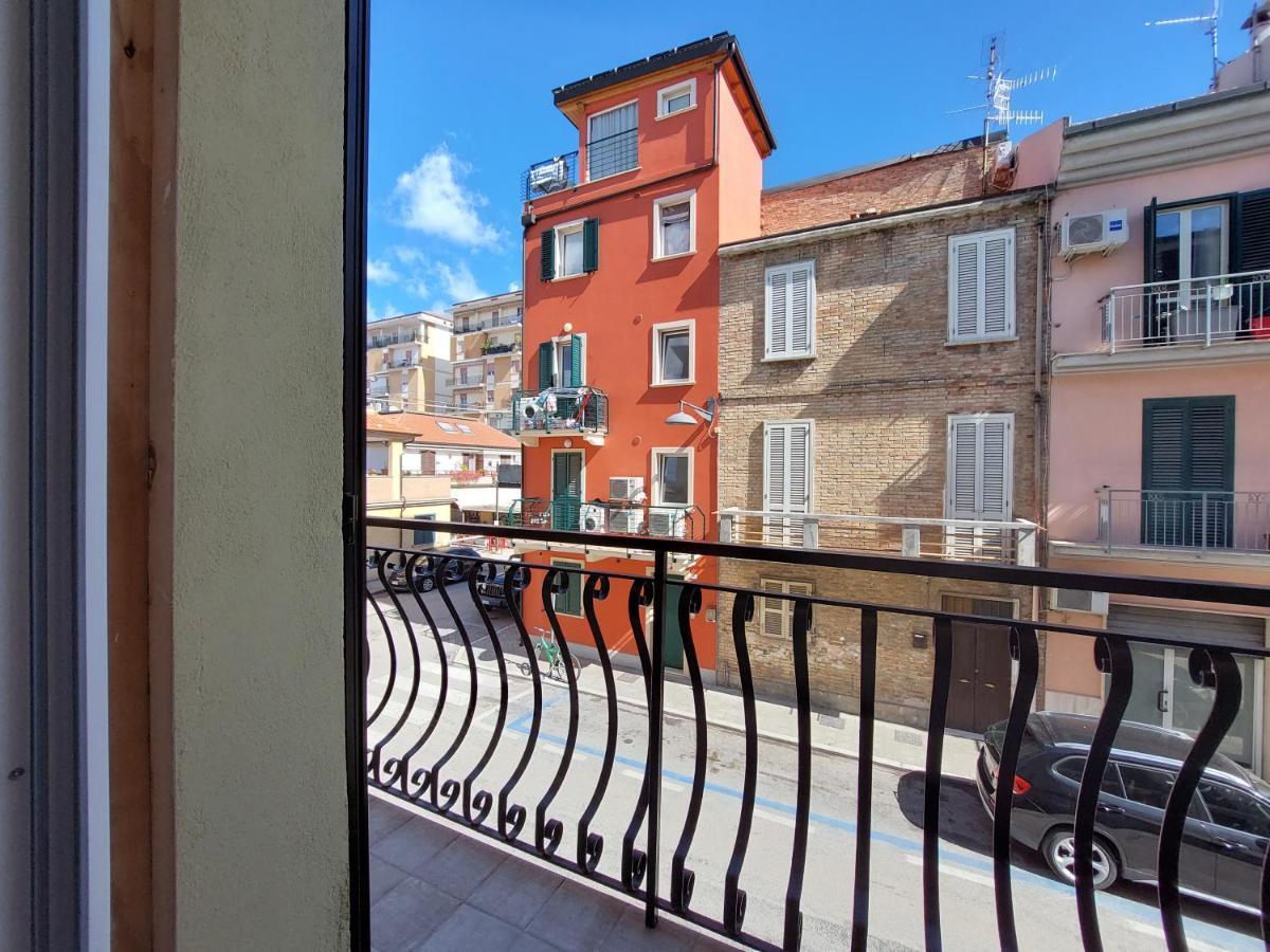 Affittacamere Casa Lilibet San Benedetto del Tronto Buitenkant foto