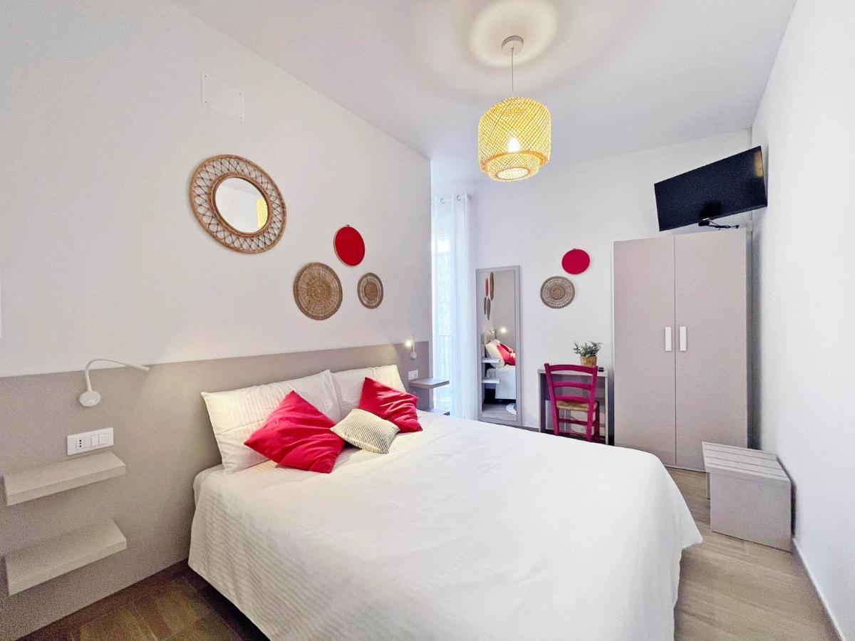 Affittacamere Casa Lilibet San Benedetto del Tronto Buitenkant foto