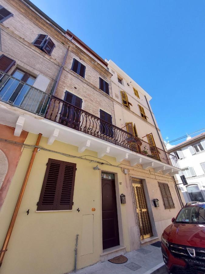 Affittacamere Casa Lilibet San Benedetto del Tronto Buitenkant foto